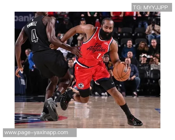 近18场比赛15场胜利登卡体系助快船重回巅峰之路